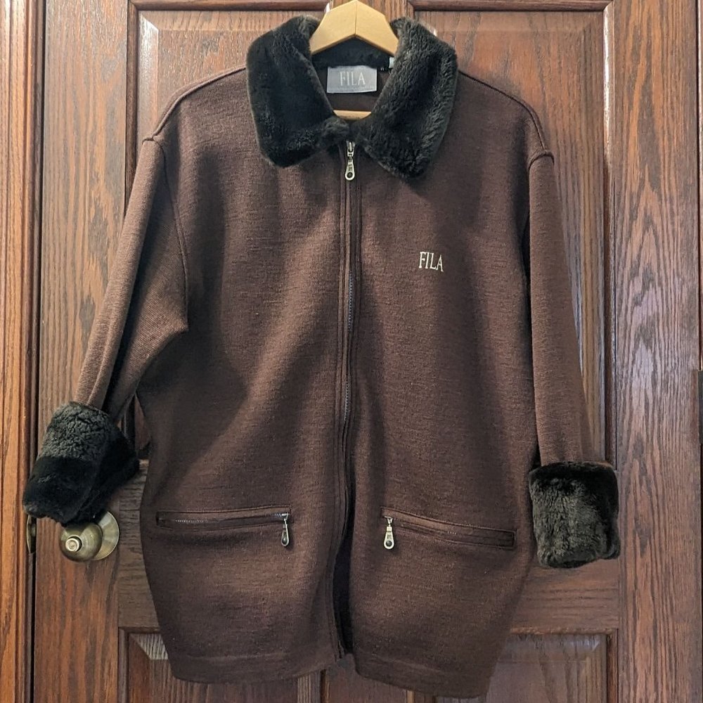 Brown Fila Jacket size M front zipper with 2 pockets